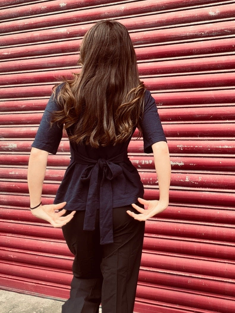 Short Sleeve Navy Top, tie back bow. Cinched in for waist snatch.